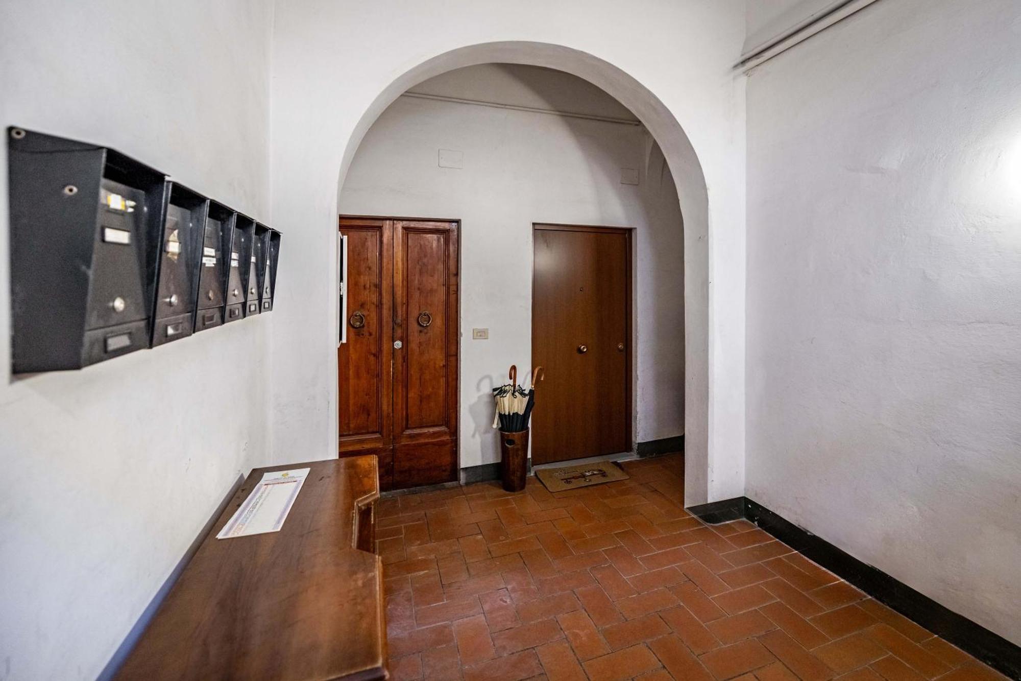 Roommo San Iacopino Florence Exterior photo